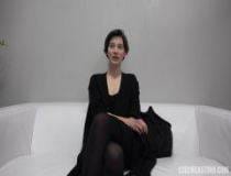 Eve gelen misafir lezbiyen twerk resmi